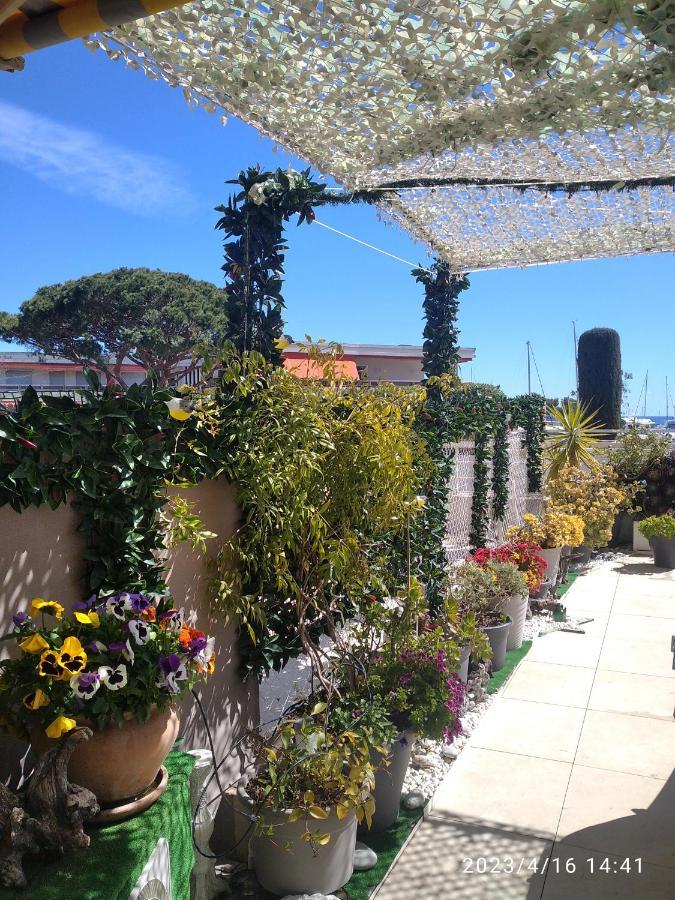 Baie Des Anges Appartement Bis 卢贝新城 外观 照片